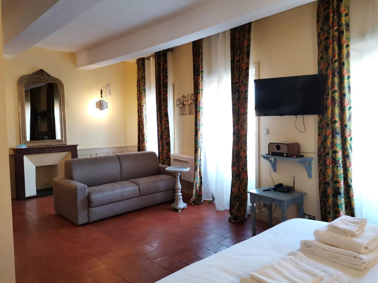 Mes A Moi In Pezenas - Appartements De Charme - Baignoire Balneo Экстерьер фото