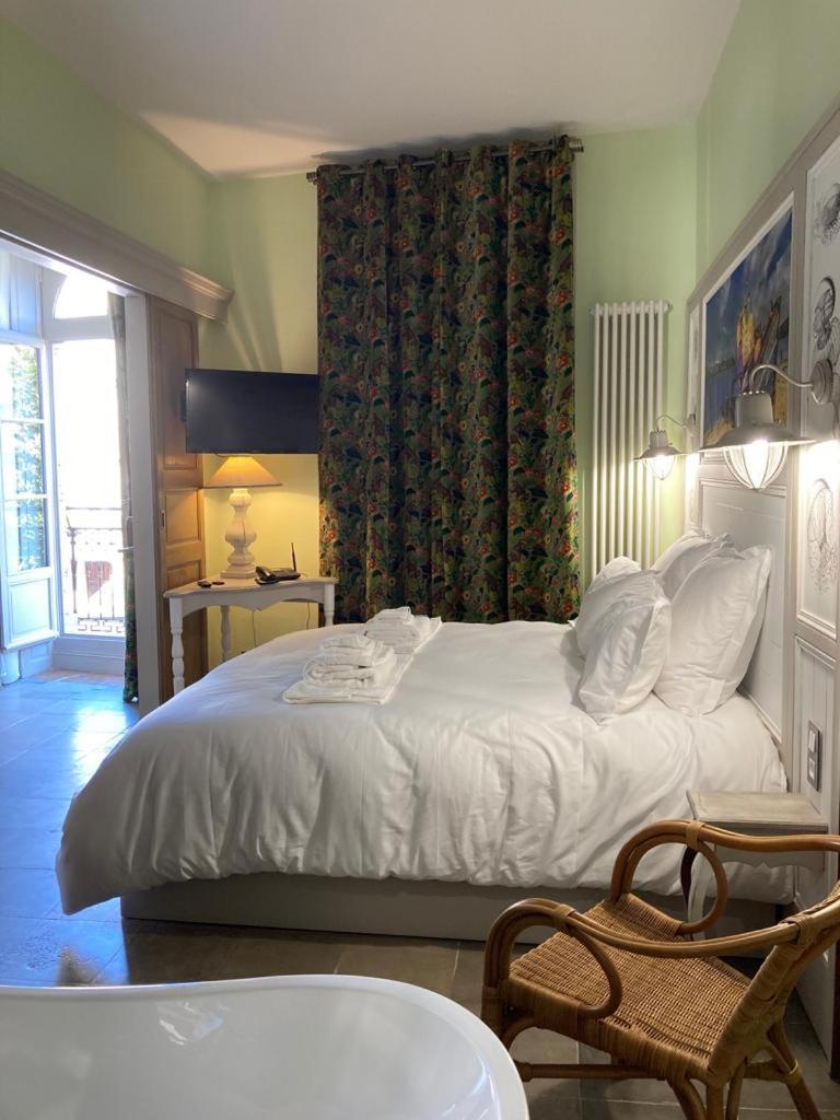 Mes A Moi In Pezenas - Appartements De Charme - Baignoire Balneo Экстерьер фото