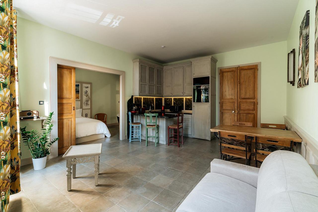 Mes A Moi In Pezenas - Appartements De Charme - Baignoire Balneo Экстерьер фото
